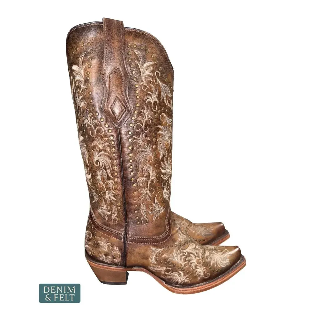 NEW Corral Maple Brown Embroidery Stud Snip‎ Toe Western Boots Size 6M Cowgirl